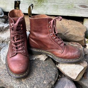 Dr. Marten’s Pascal Brown Oiled Leather Rose Gold